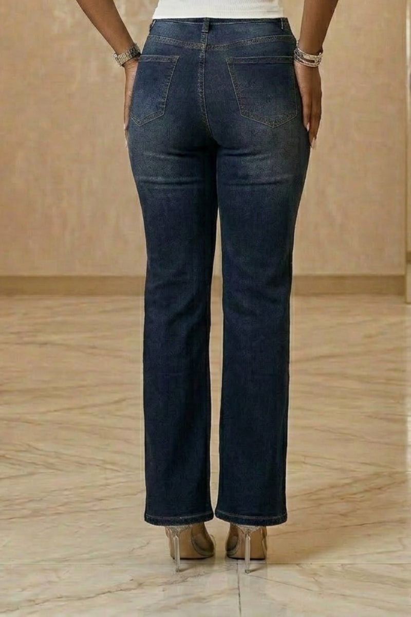 Vintage Chic Flare Jeans