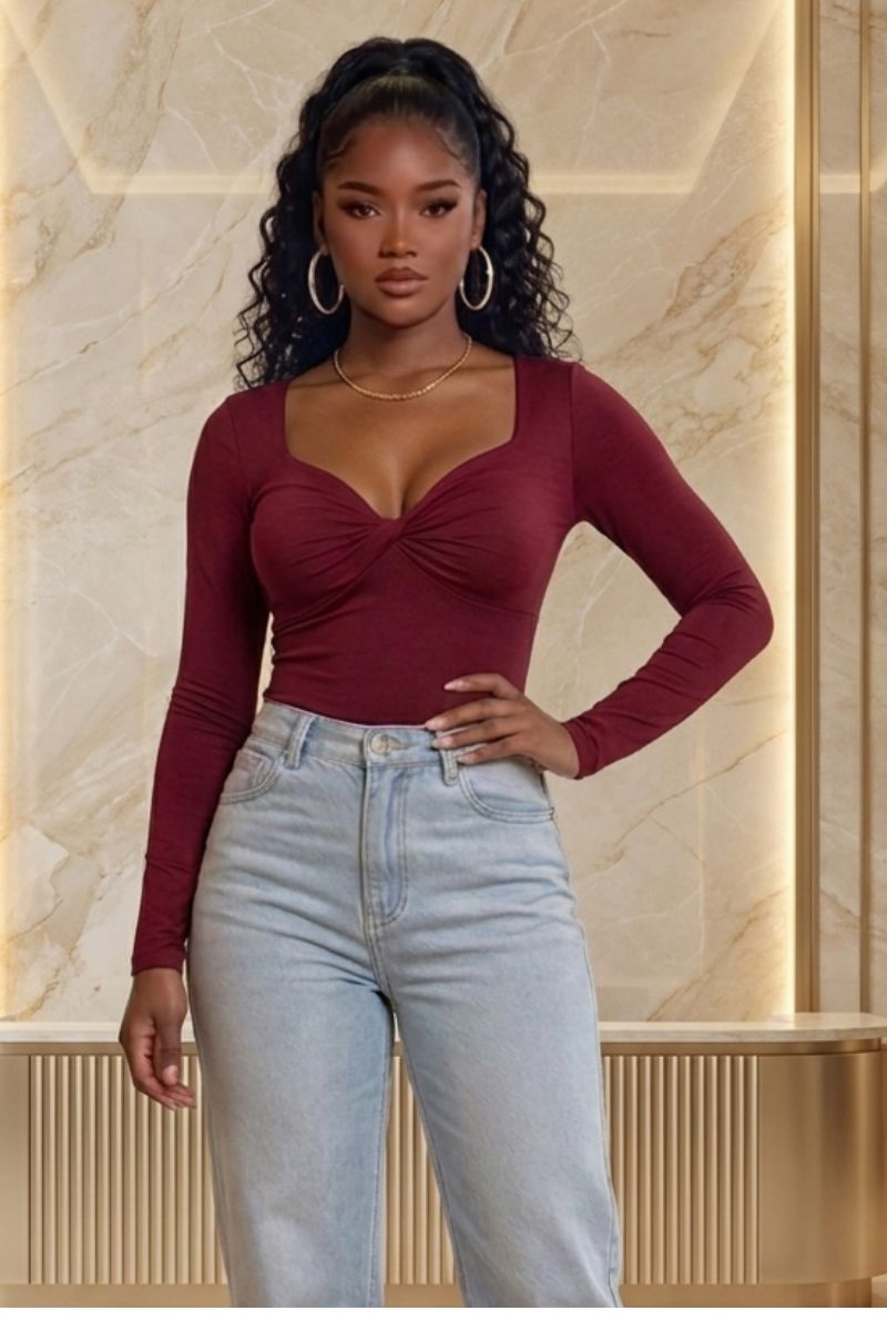 Fitted long-sleeve red top